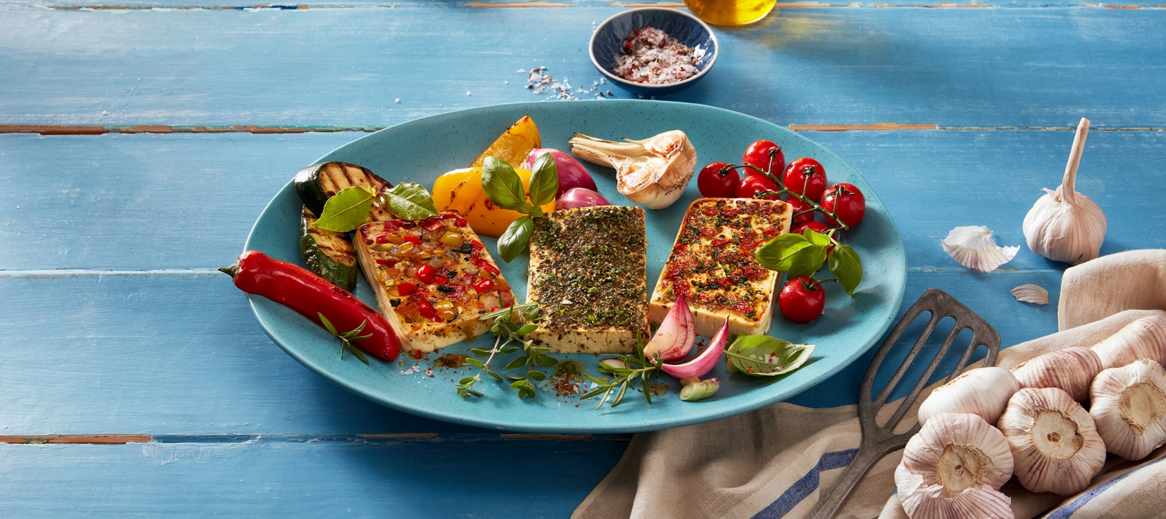 Grill-und_Ofenkaese_angerichtet